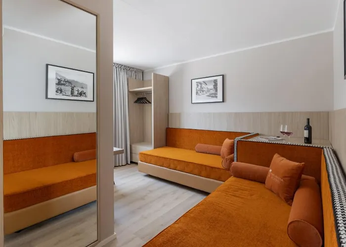 Living Boutique Hotel 3*