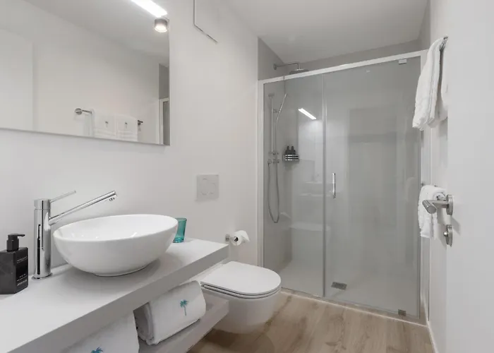 Living Boutique Готель Аскона