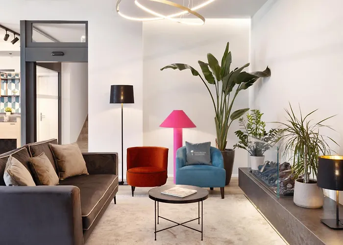 Living Boutique Готель